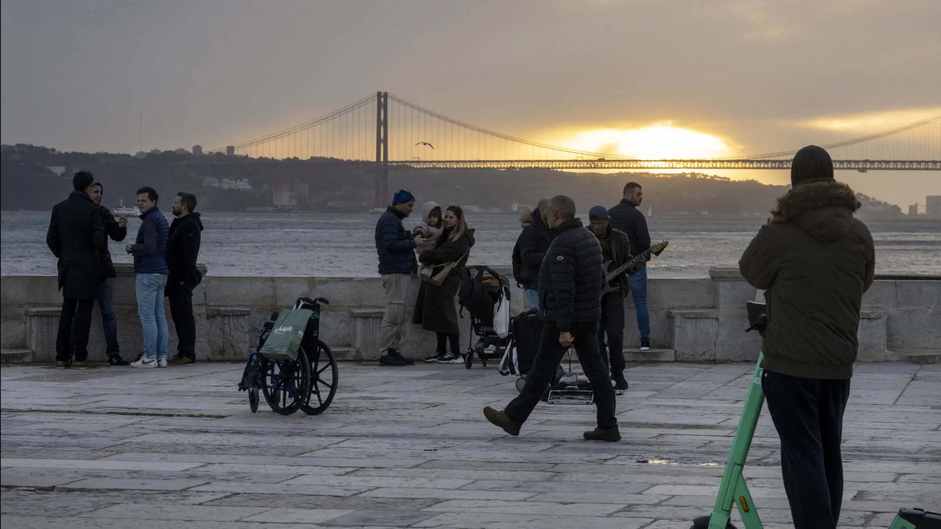Infeções respiratórias e excesso de mortalidade continuam a aumentar