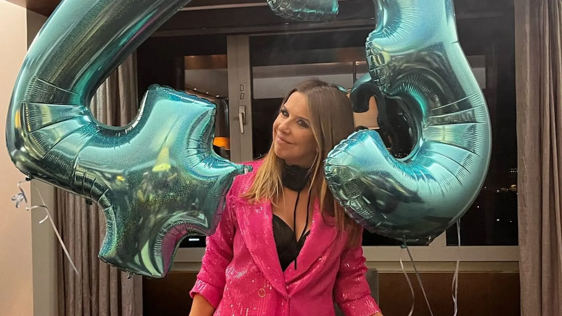 'A Pipoca Mais Doce' celebra aniversário com amigas e mostra imagens