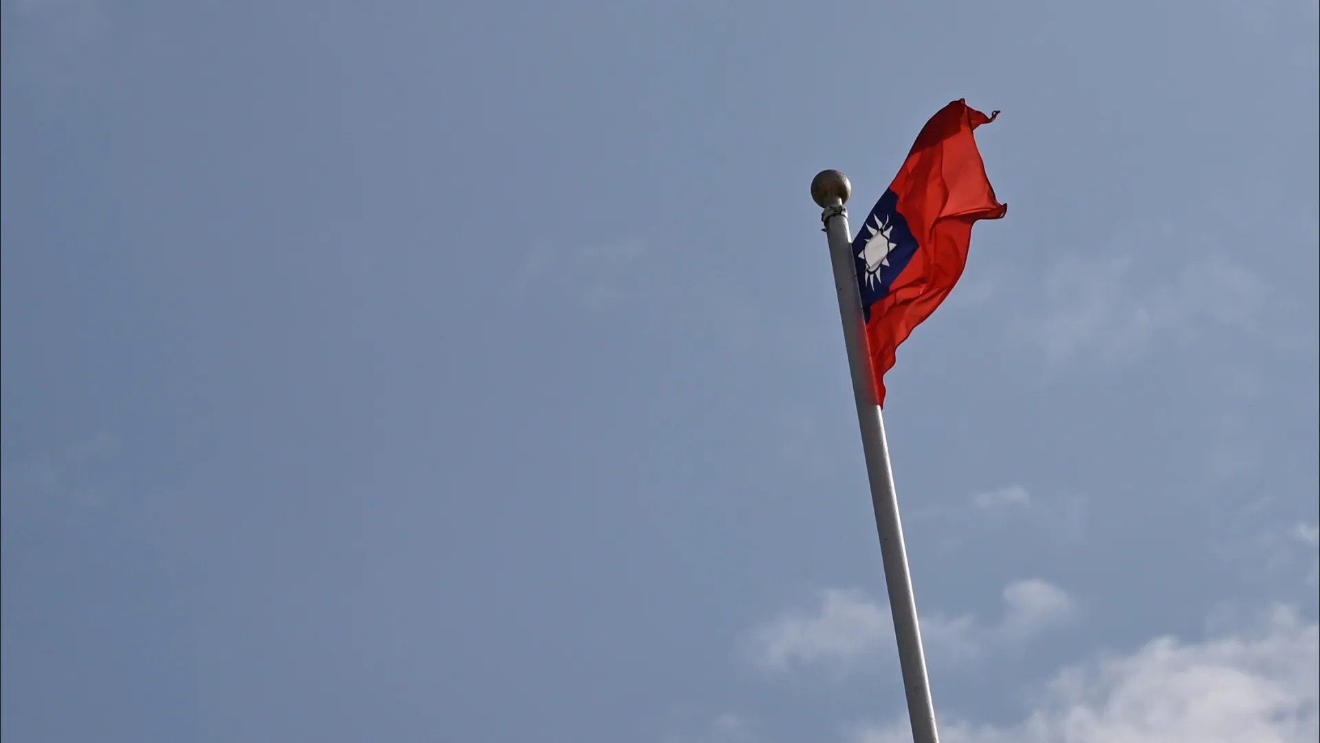 
                    Japão mobiliza Força Aérea após ter avistado um drone próximo de Taiwan
                