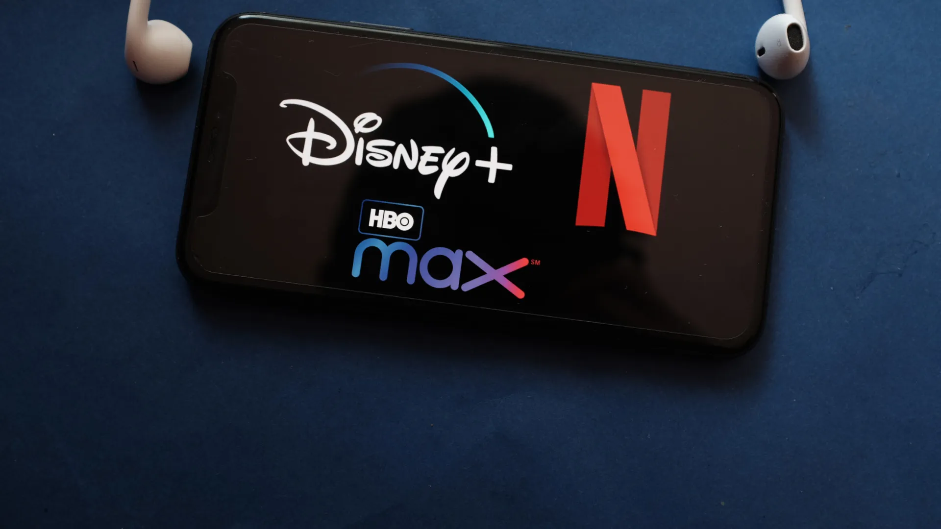 
                    Reino Unido anuncia que streaming vai seguir regras como a televisão
                