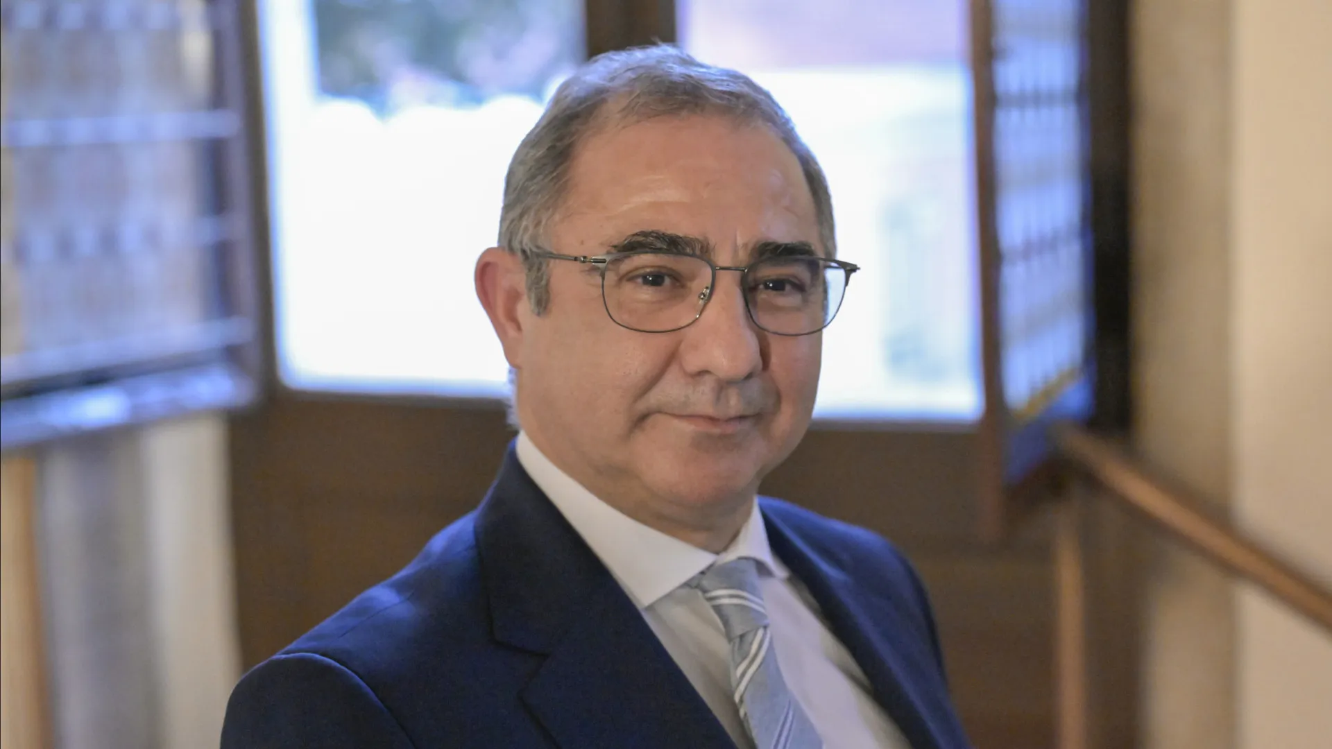 
                    Bolieiro contra revisão 