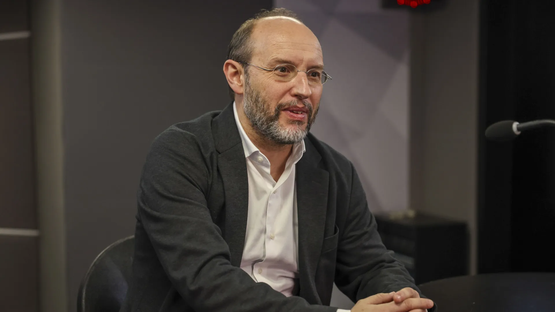 Conduta? Livre saúda "evolução de pensamento" de Aguiar-Branco