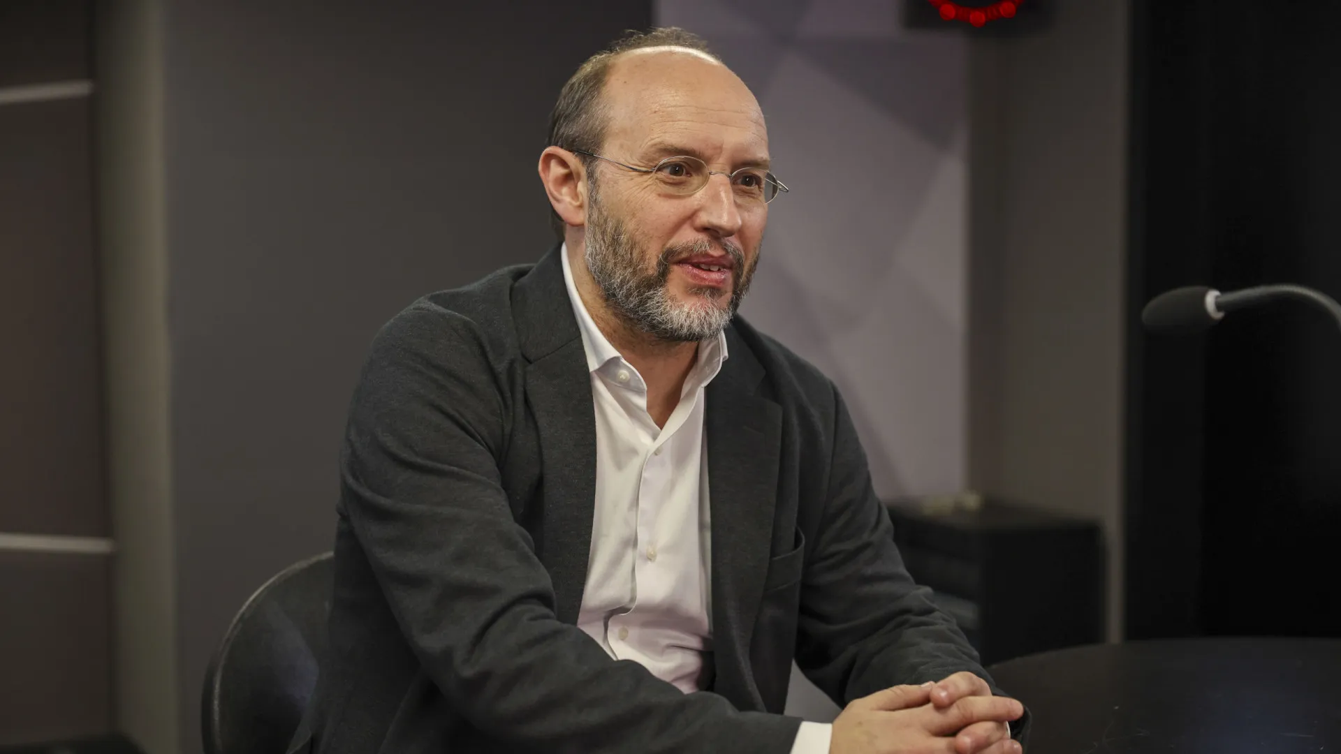 
                    Tavares recomenda a Nuno Melo 