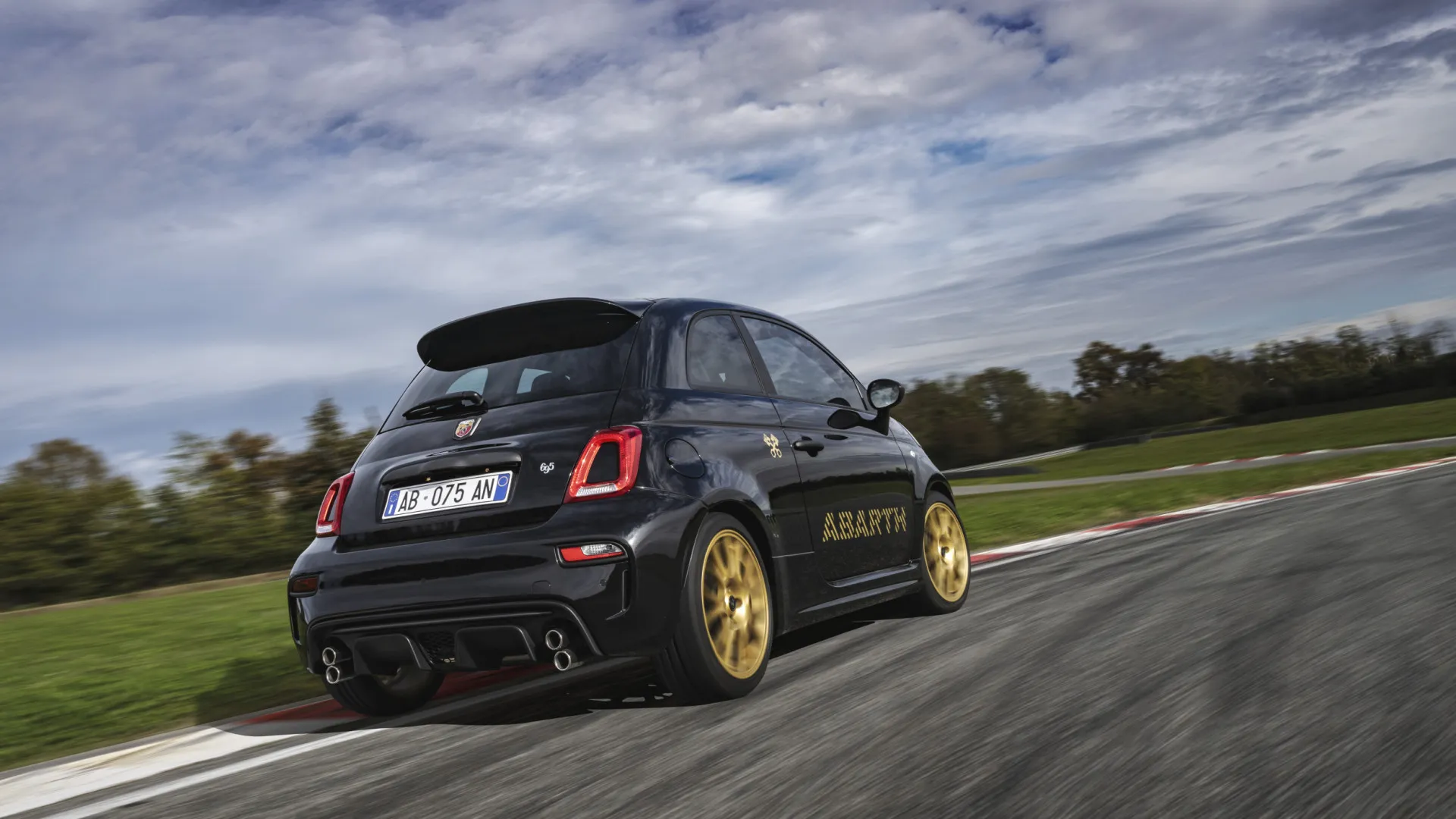 O último Abarth a combustão chega em forma de edição limitada