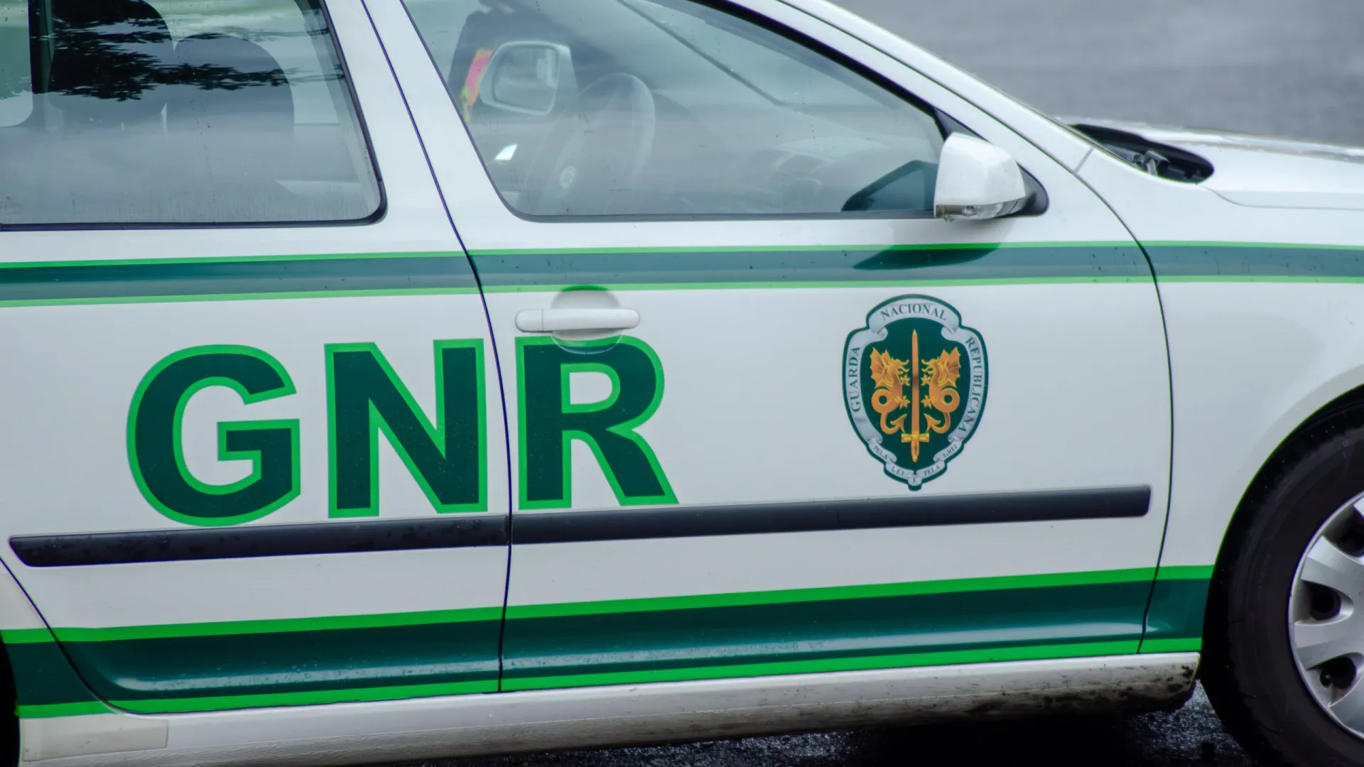 
                    GNR realiza operação de patrulhamento e fiscalização de motos
                