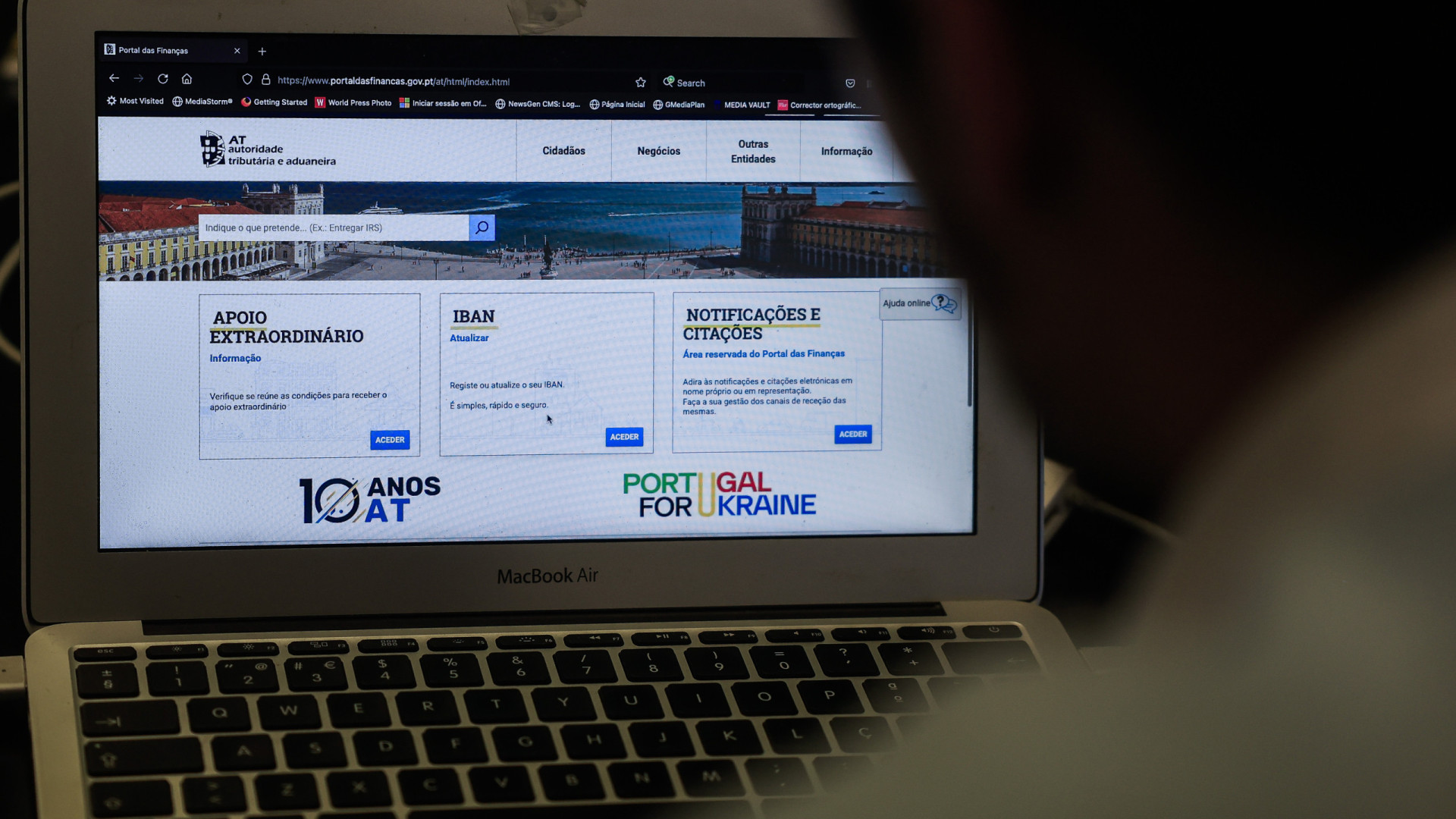 Imigrantes sem cartão de cidadão já podem pedir NIF no Portal das Finanças