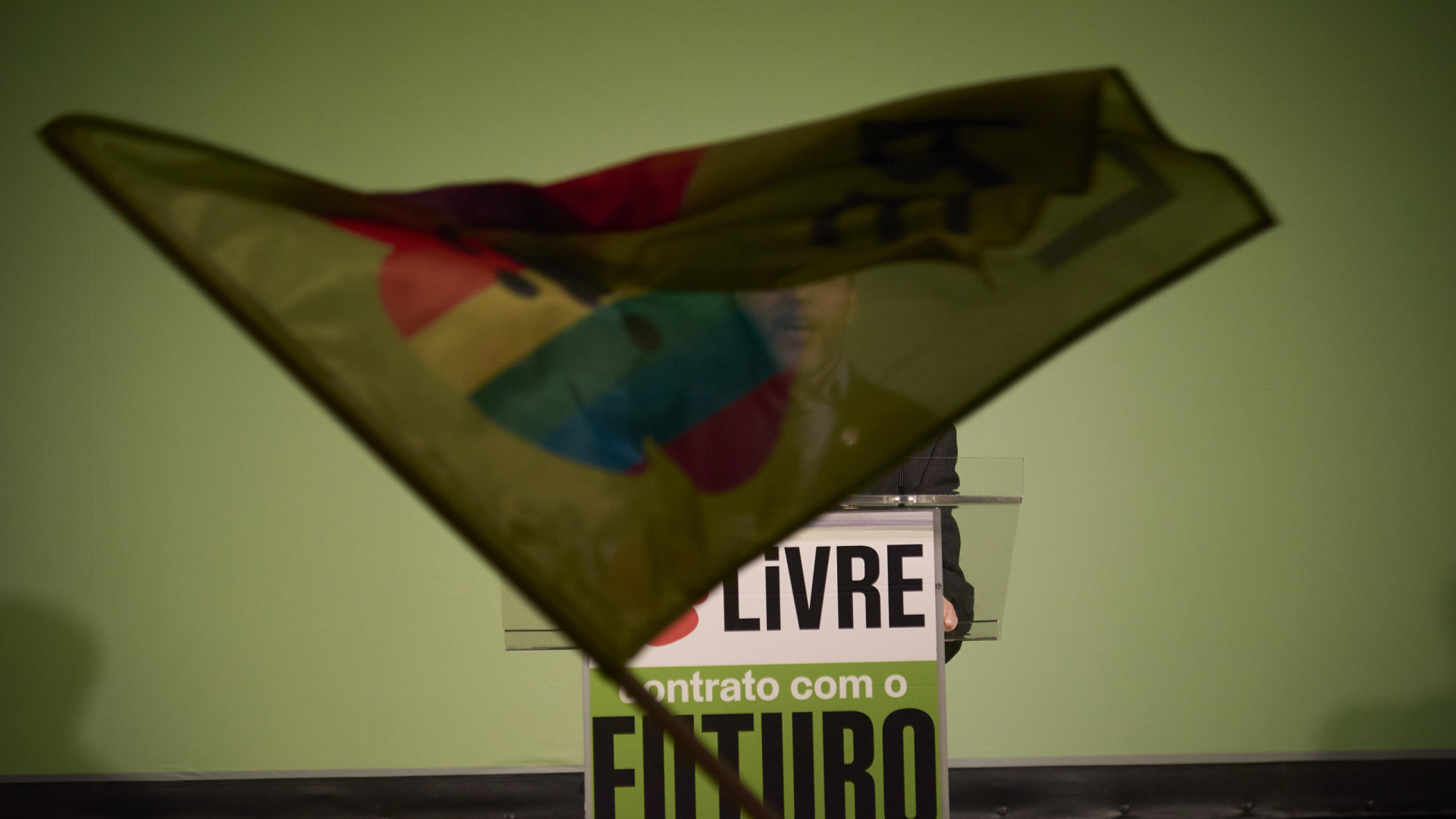 Livre prevê passar por 7 distritos com forte presença em Lisboa e Porto