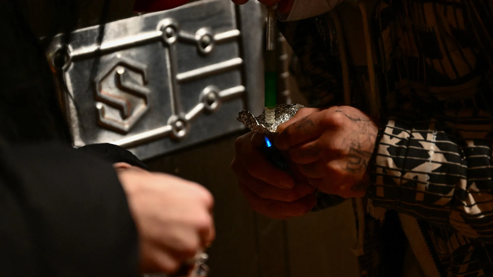 China promete reforçar cooperação com EUA sobre fentanil