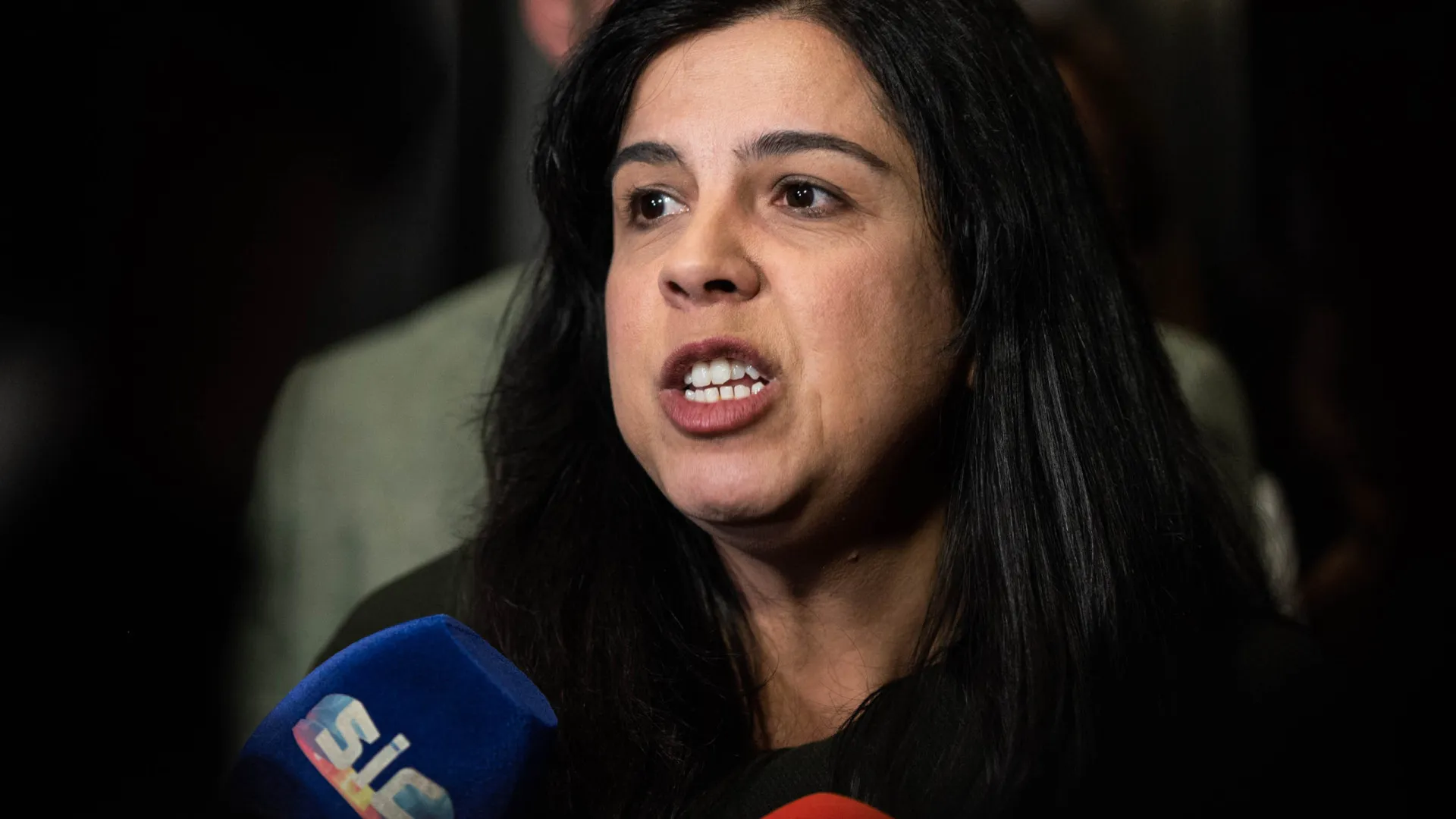 
                    PAN exige demissão de João Moura. 