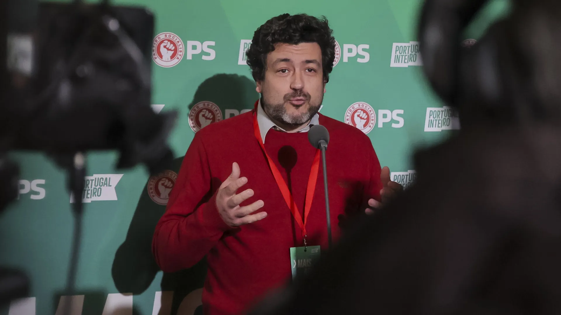 PS acusa Abreu Amorim de "queimar as pontes todas" na solução para o TC