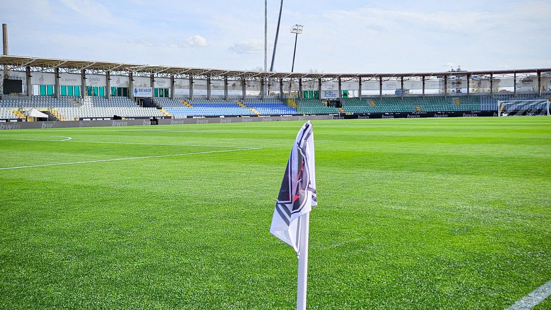 EM DIRETO: Casa Pia recebe o Gil Vicente, antes do Benfica-Boavista