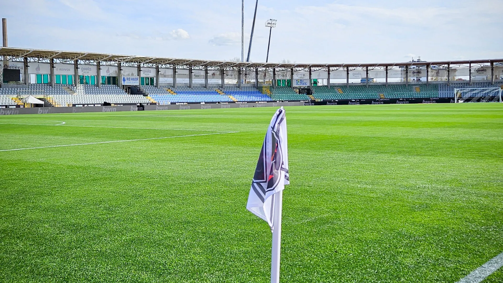 
                    Casa Pia-FC Porto: Ó Rio Maior, ó Rio Maior. Clássico à vista
                