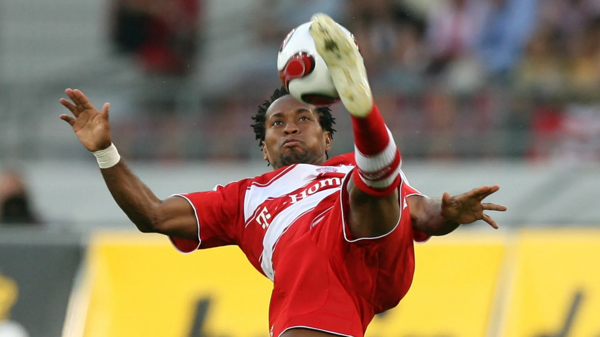 "Fracasso no Real Madrid? Tinha relações sexuais de dia e à noite jogava"