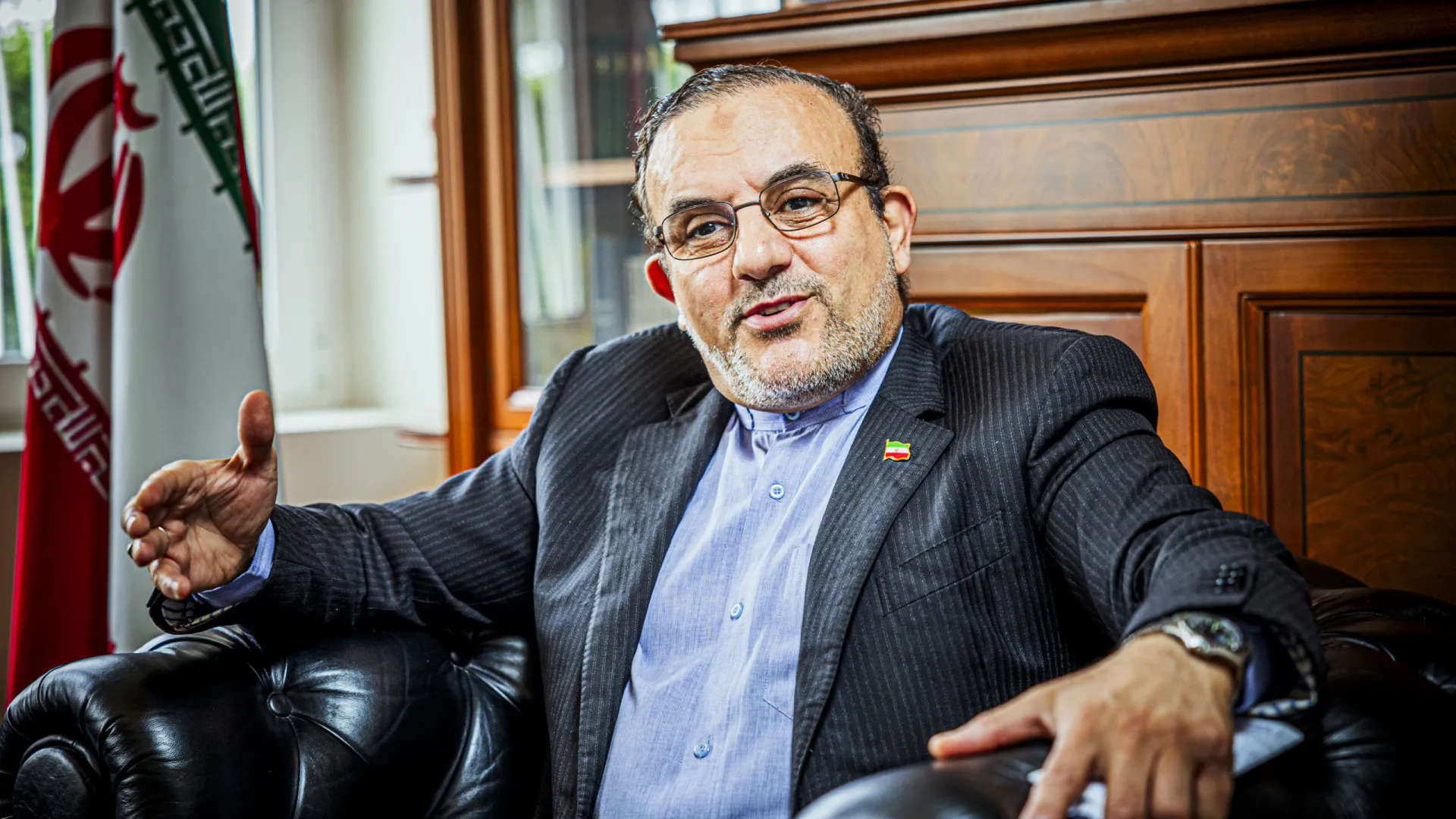 
                    Embaixador do Irão condena 