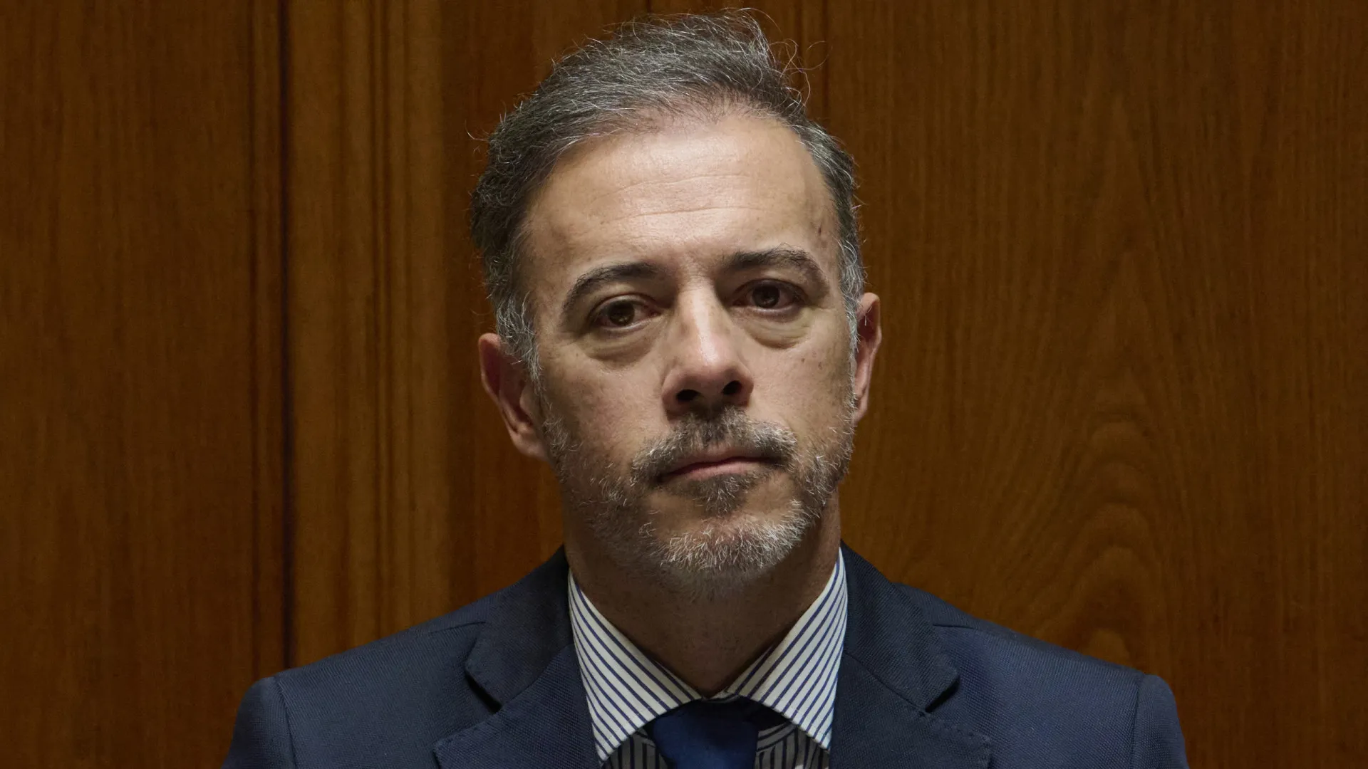 
                    Pedro Duarte promete mais 700 vagas em creches e reduzir IRS no Porto
                