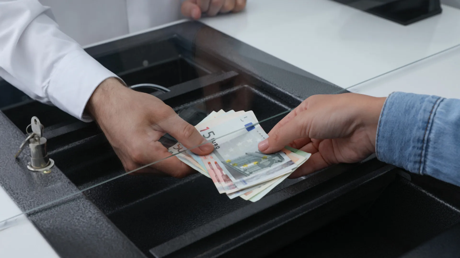 Portugalski sindikat Mais Sindicato pozval bankirje k udeležbi v splošni stavki