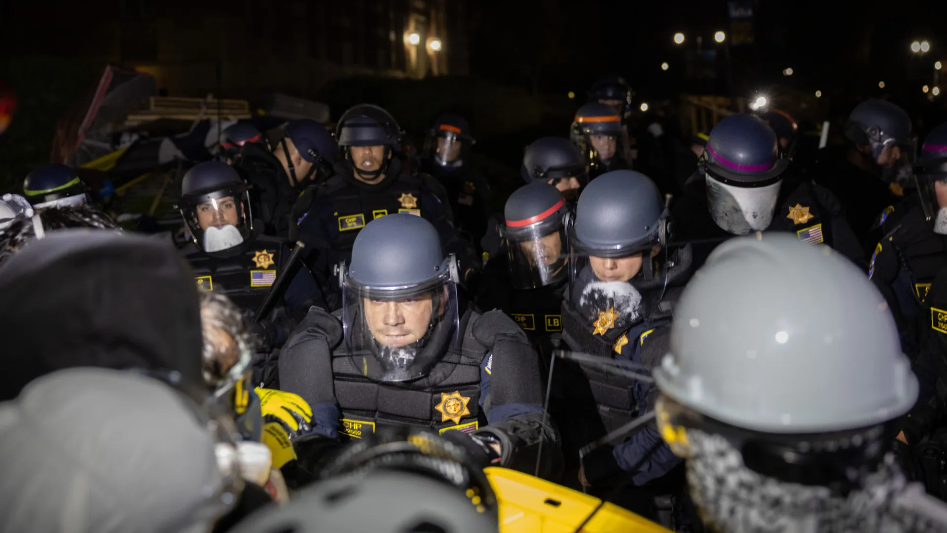 
                    Governo Trump processa universidade UCLA por manifestações contra Israel
                