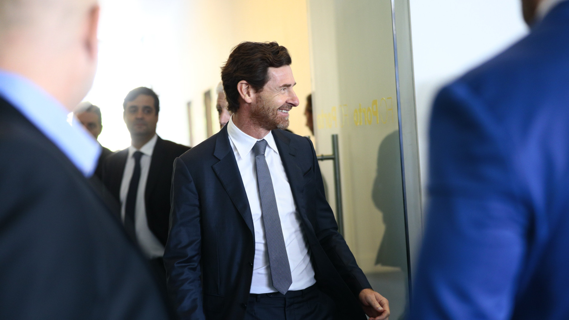 André Villas-Boas pondera corte de relações do FC Porto com o Sporting
