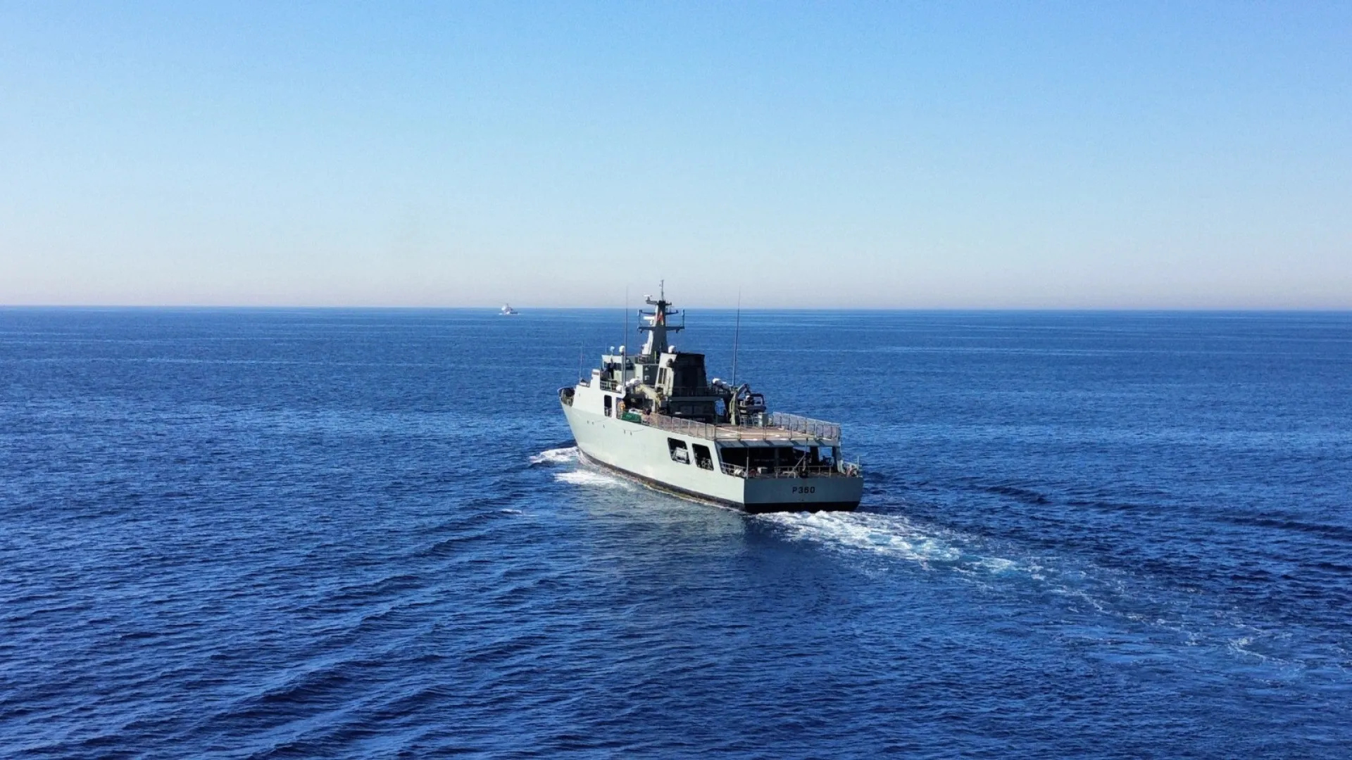 Marinha monitorizou navio russo que passou junto a Caminha