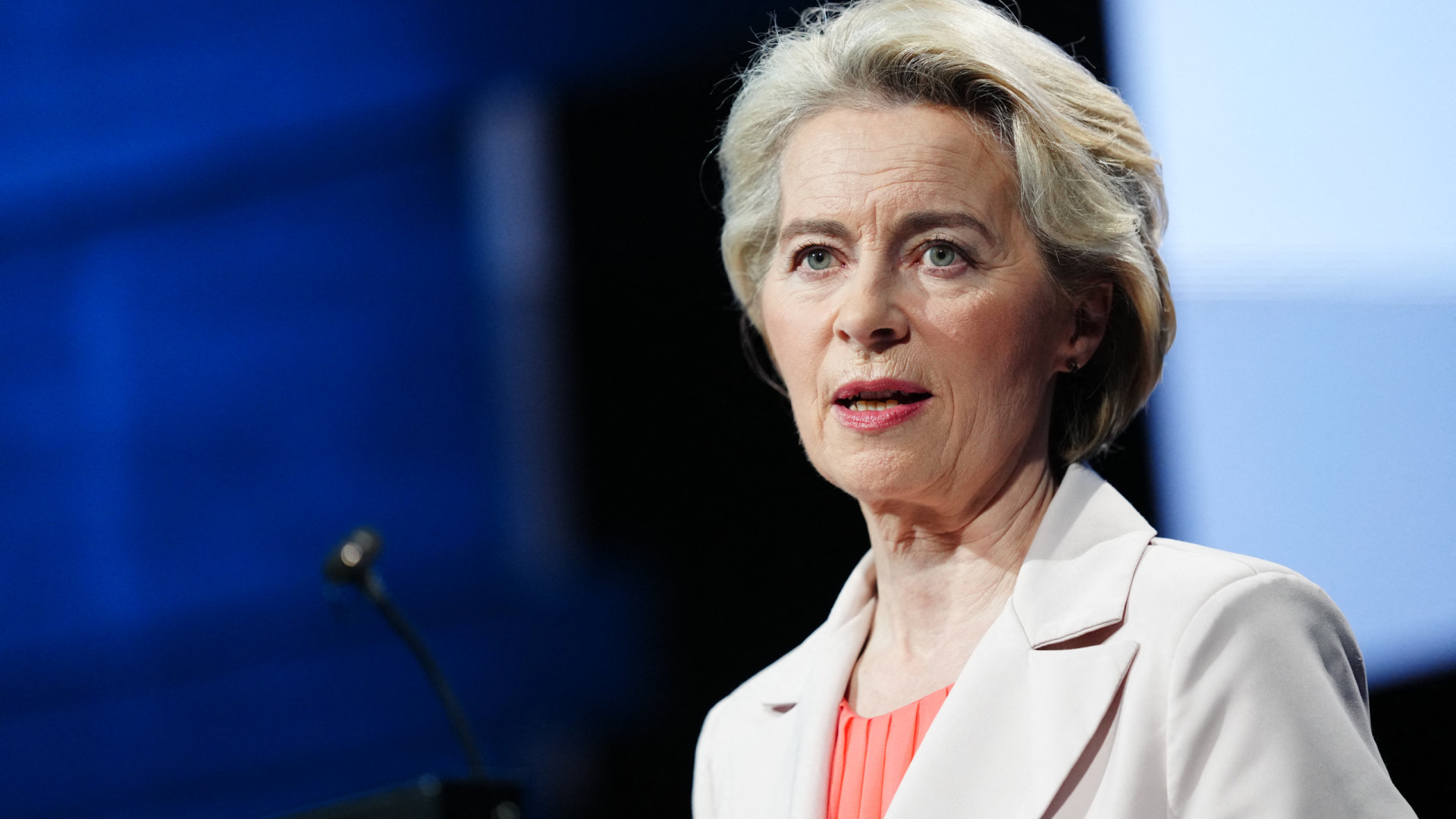 Von der Leyen apresenta 