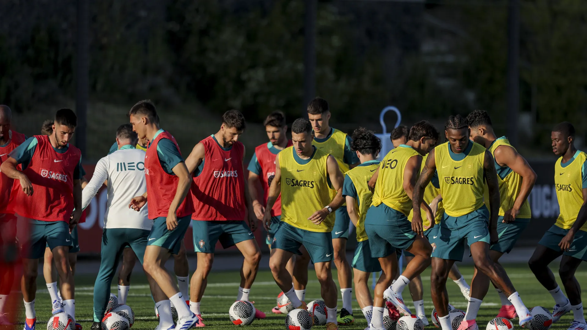 
                    Portugal em duelo ante o México no Azteca num teste para o Mundial2026
                