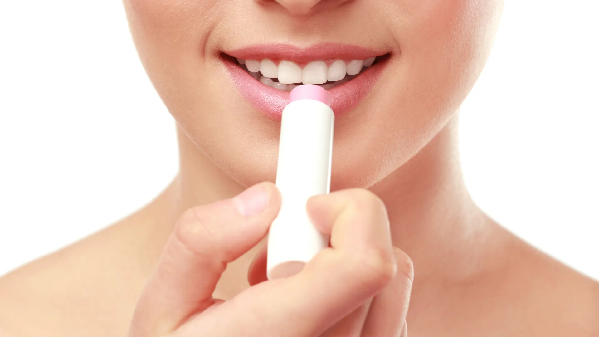 
                    Lábios podem ficar 'viciados' em hidratante? Dermatologista responde
                
