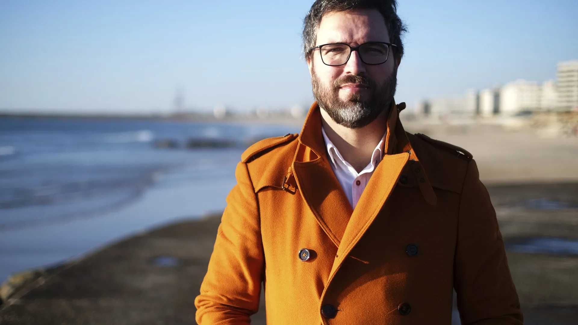 
                    Mulher esfaqueada por ex? 