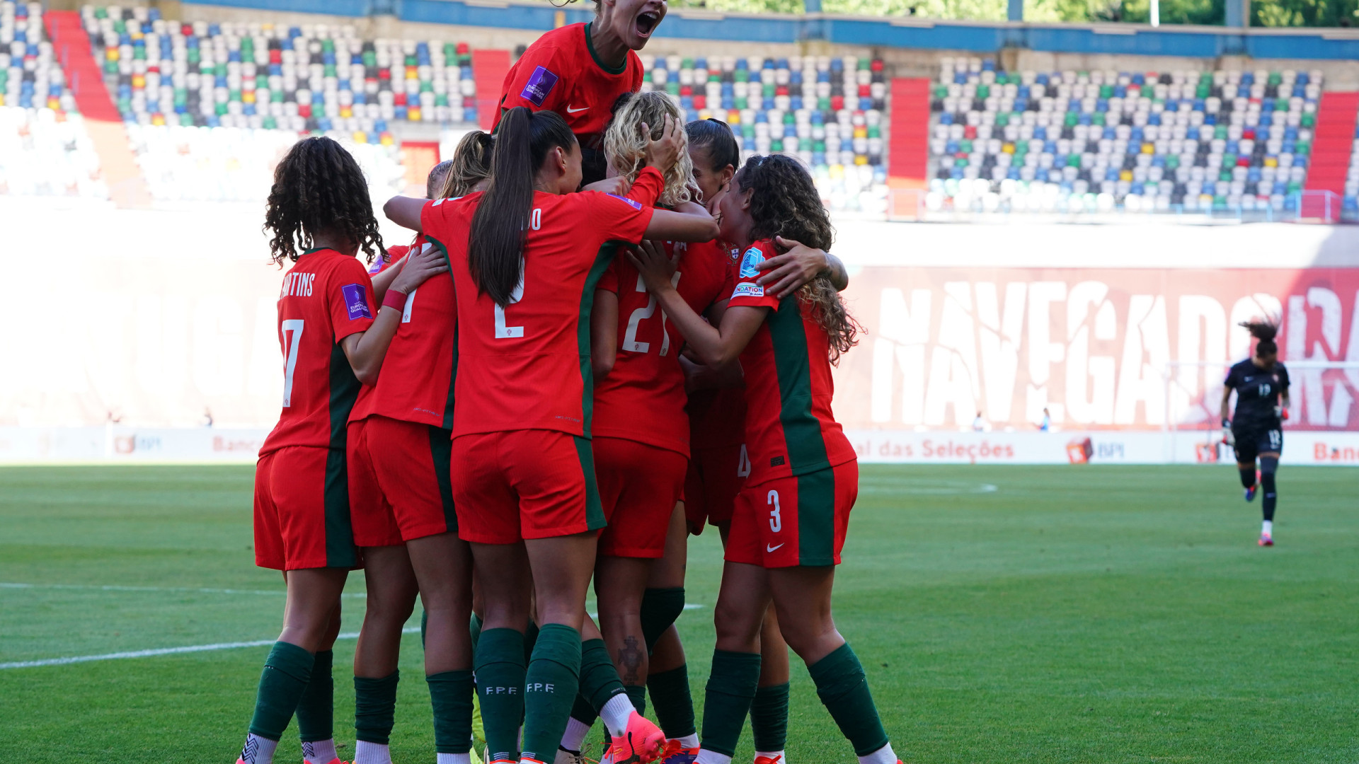 Seleção feminina portuguesa de futebol visita EUA em 23 e 26 de outubro