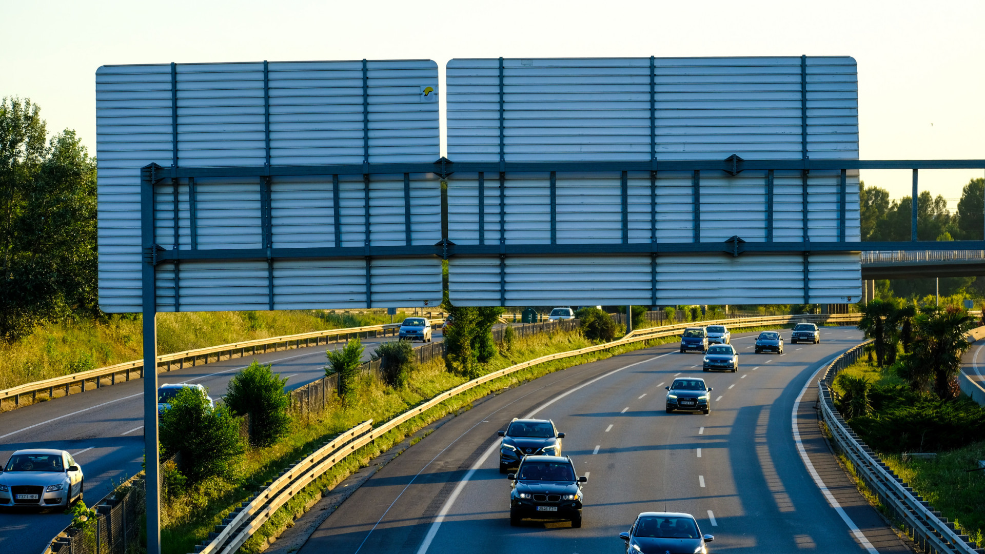 Espanha vai manter autoestradas públicas sem portagens