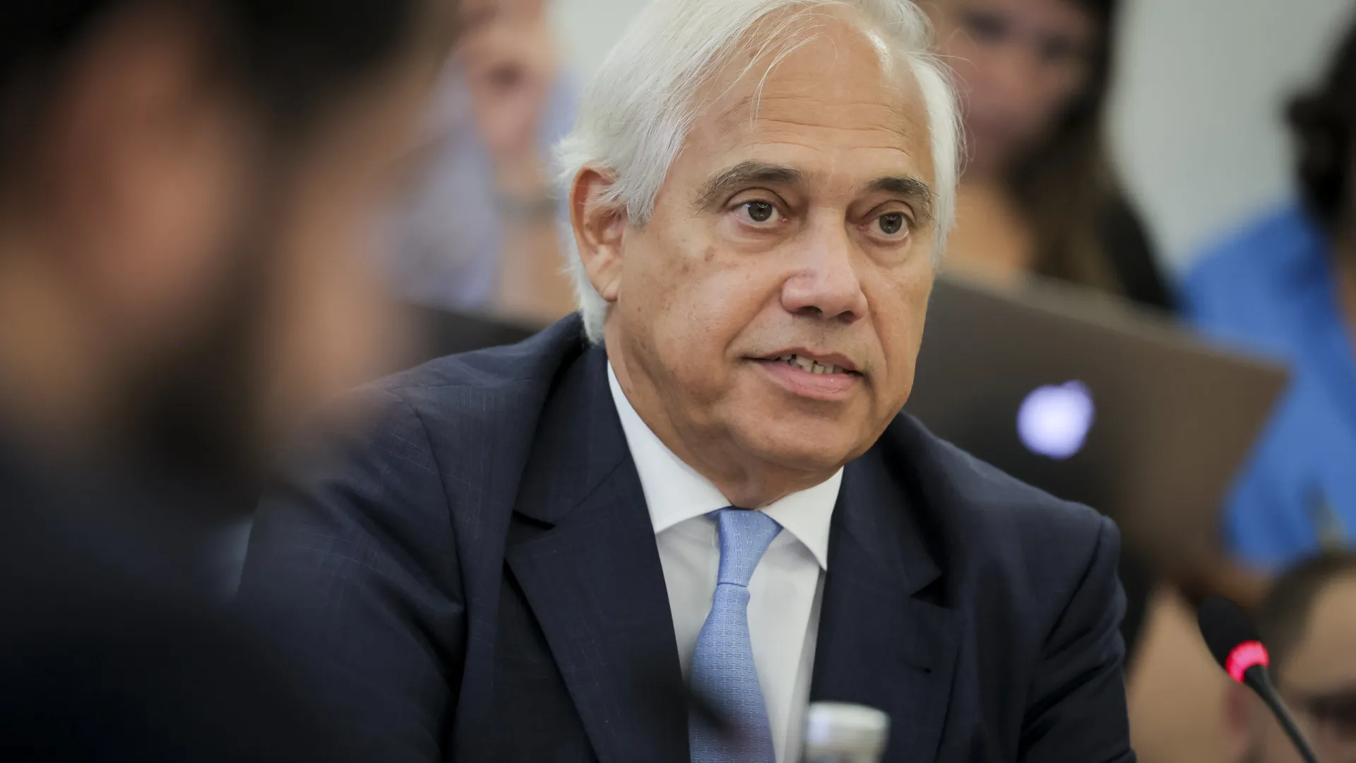 
                    Substituição de Marcelo? 