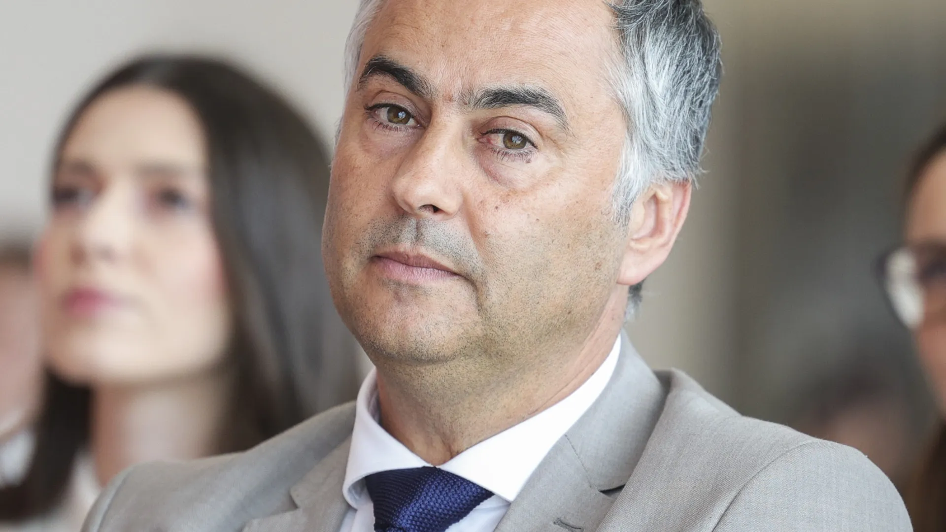
                    Ministro garante 