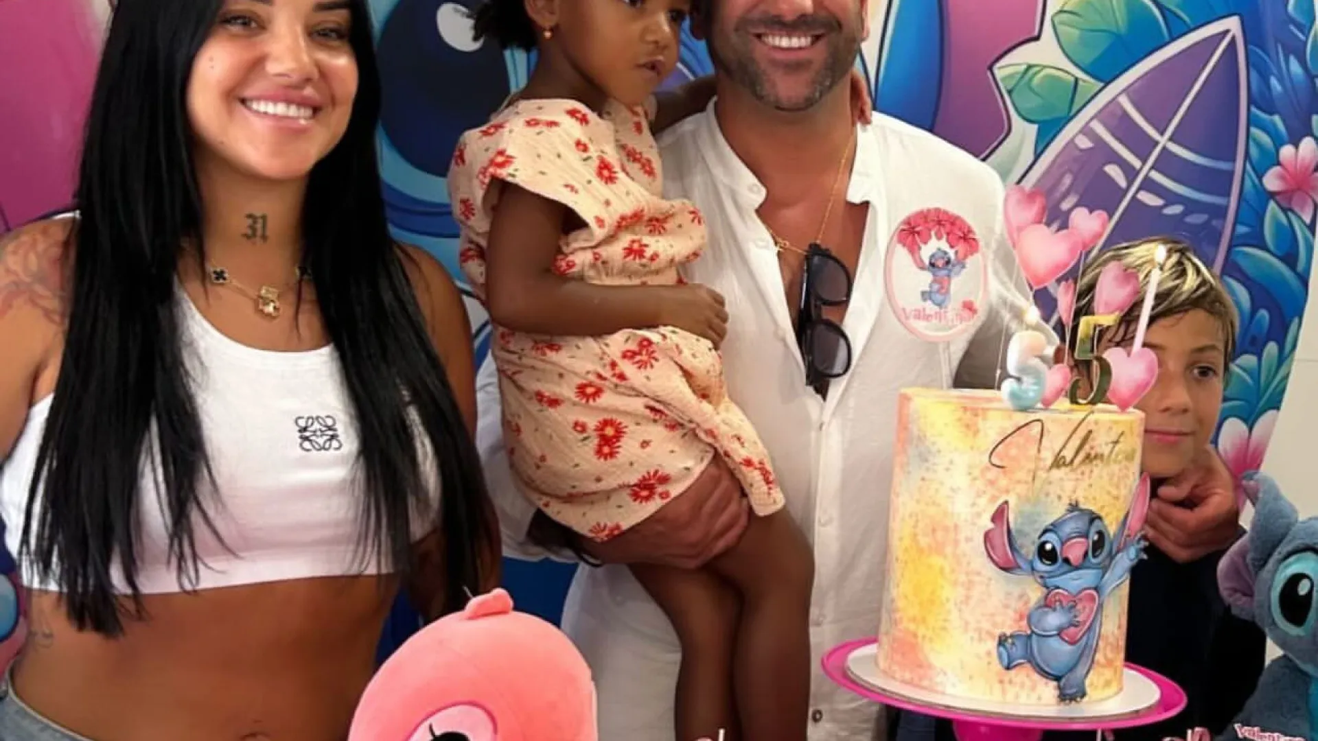 Fim dos rumores? Marido na festa de aniversário da filha de Joana Diniz