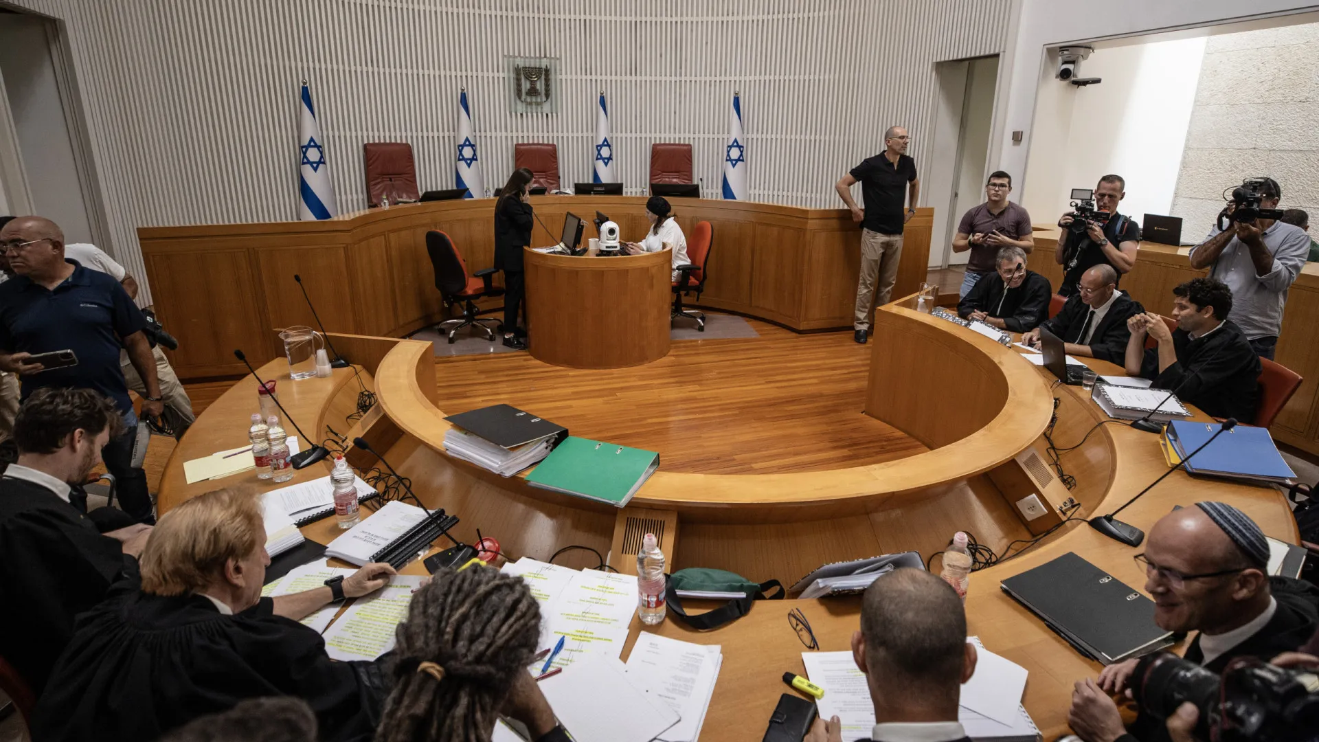 
                    Palestina quer sanções após lei israelita de pena de morte
                