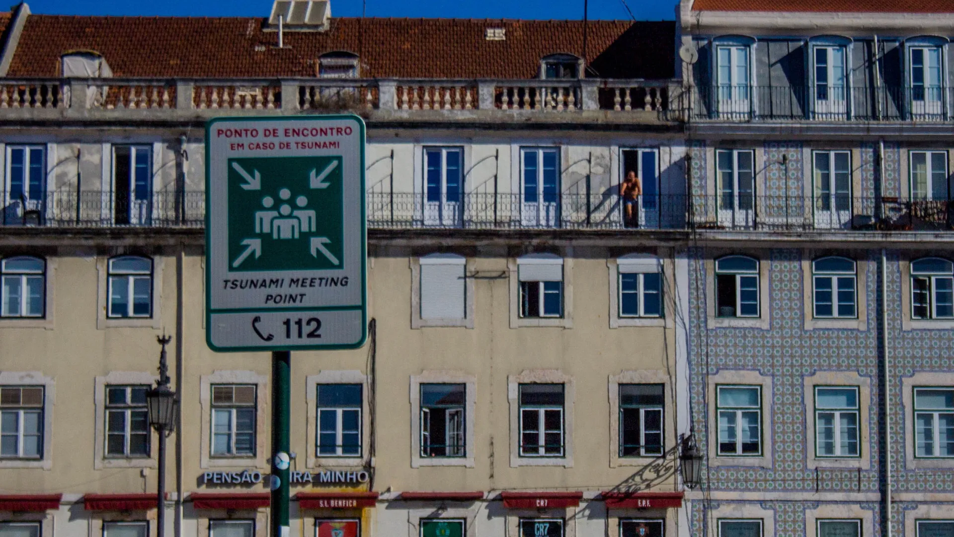 
                    Lisboa testa sistema de alerta de tsunami na terça-feira
                