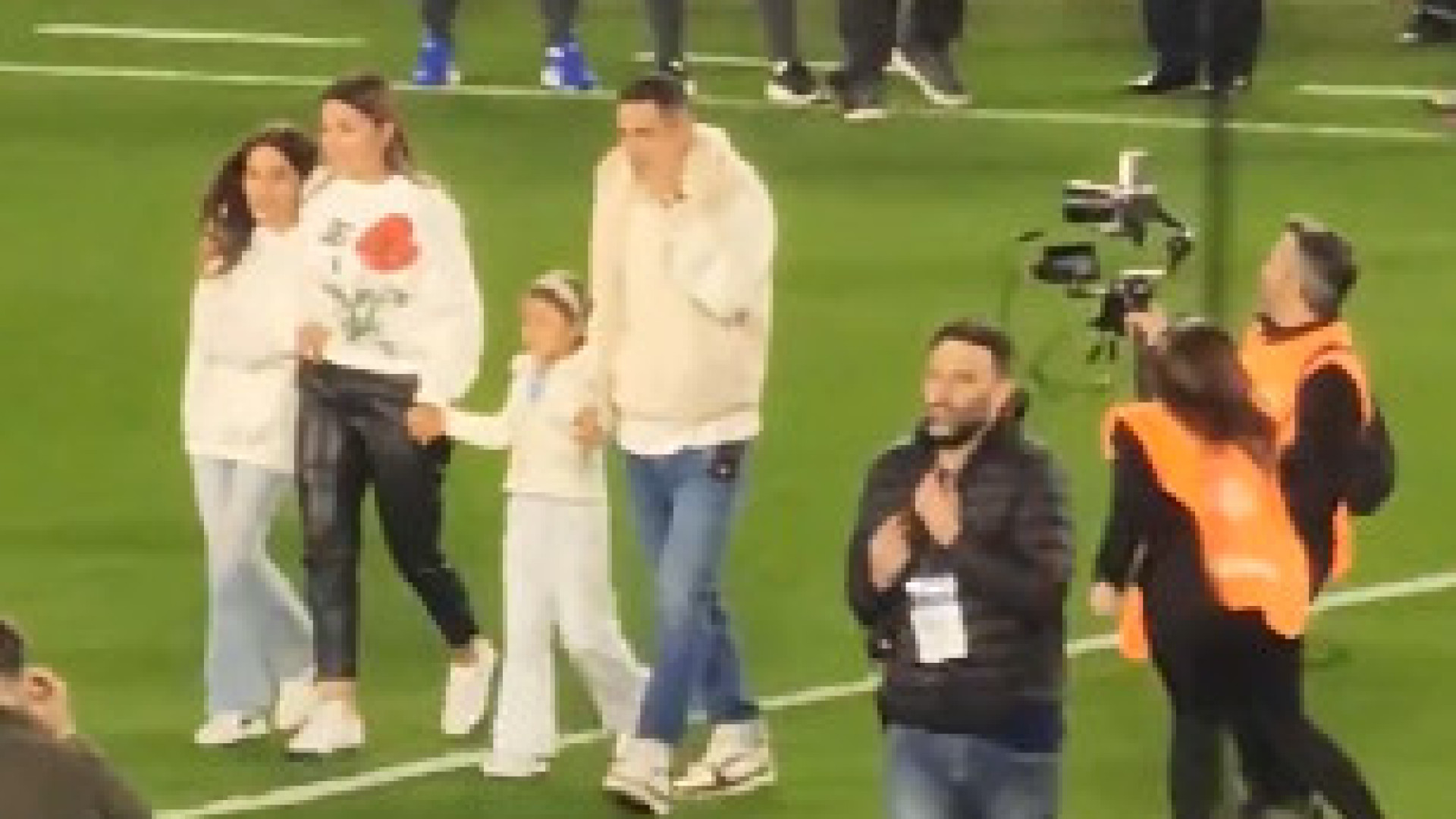 A ‘estrondosa’ homenagem a Di María no ‘adeus’ à Argentina