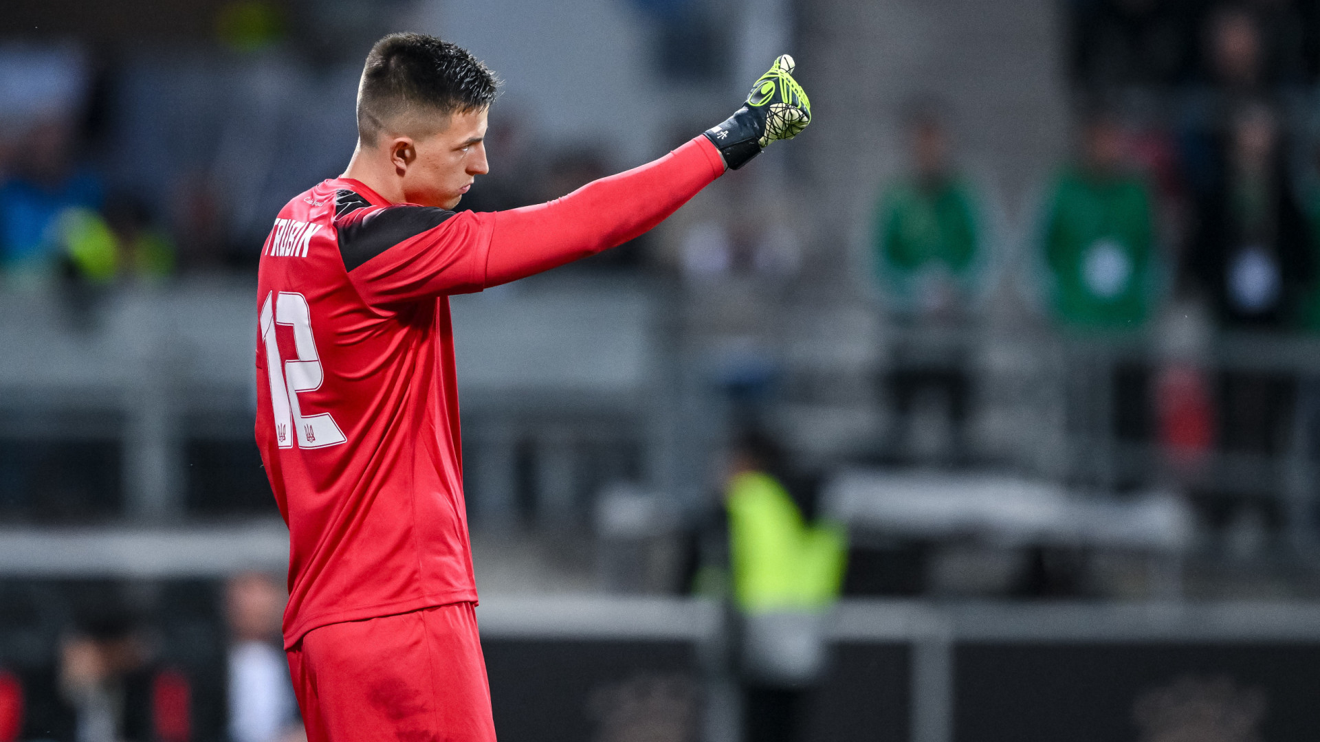 Atenção, Benfica. Trubin titular na derrota da Ucrânia com a Albânia