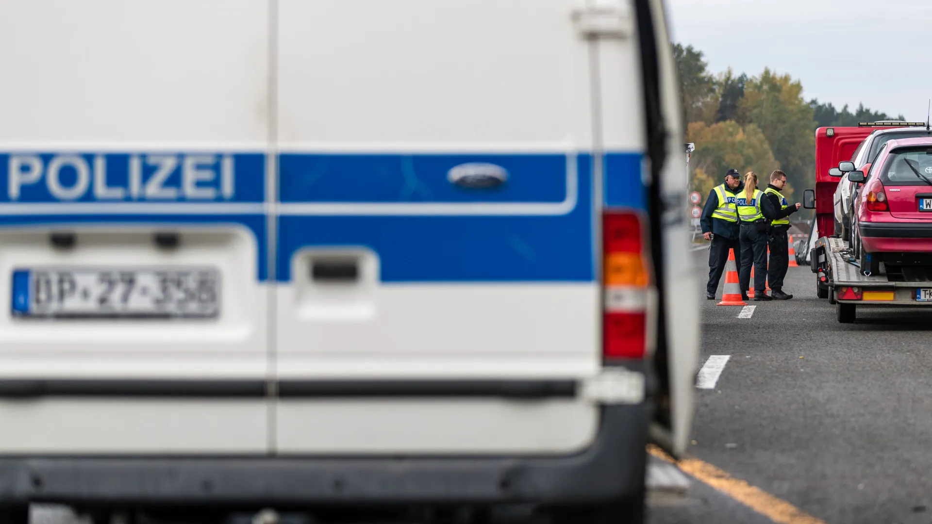 
                    Português bêbado causa acidente aparatoso na Suíça. Jovem em estado grave
                