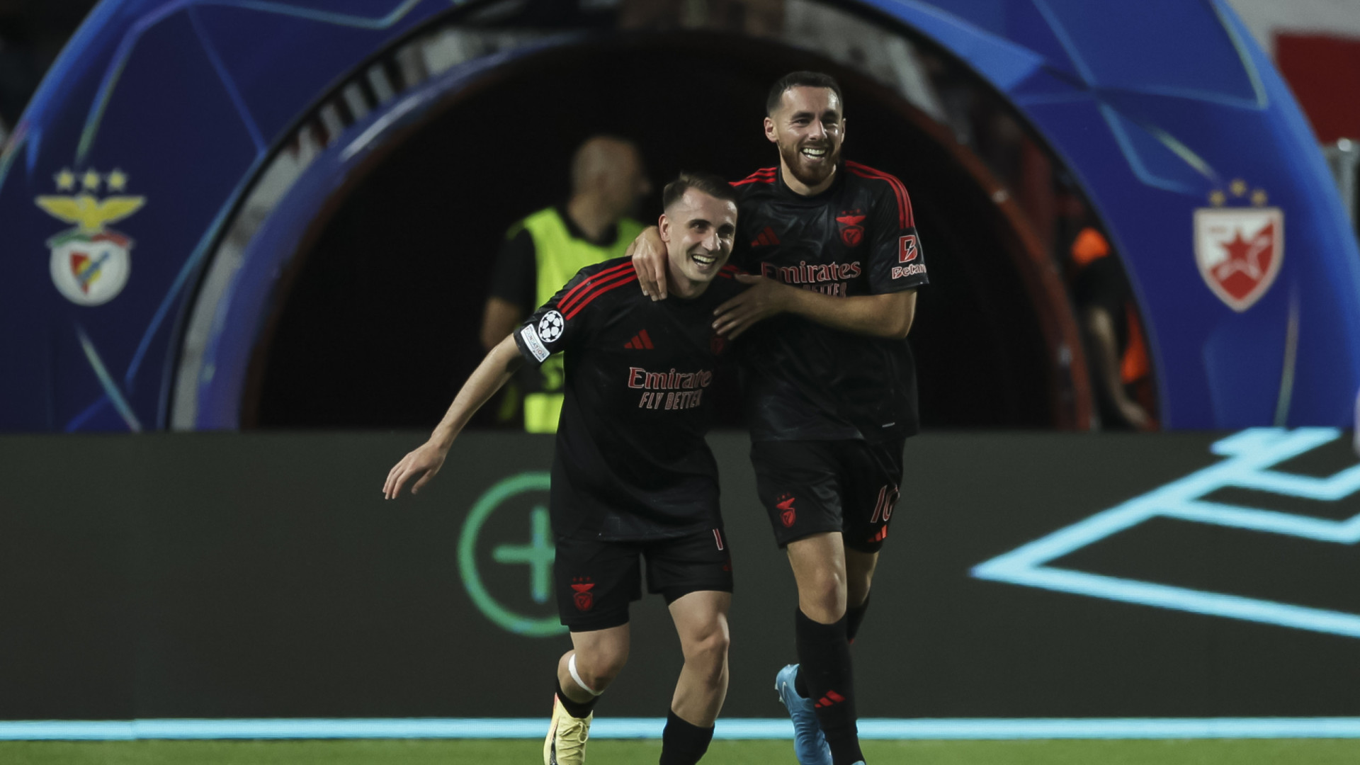 Benfica entrou a ganhar na Champions e eis as imagens que não viu na TV