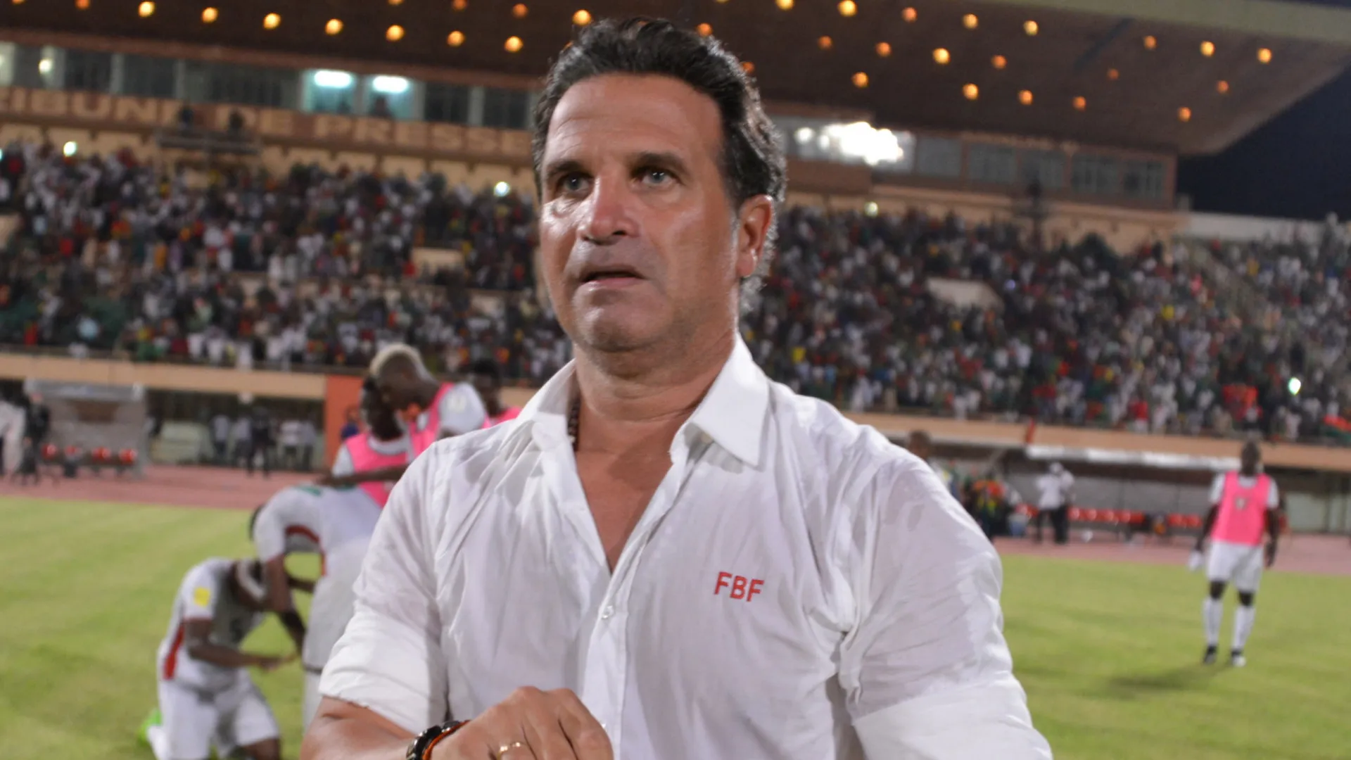 
                    Paulo Duarte estreia-se como selecionador da Guiné com triunfo
                