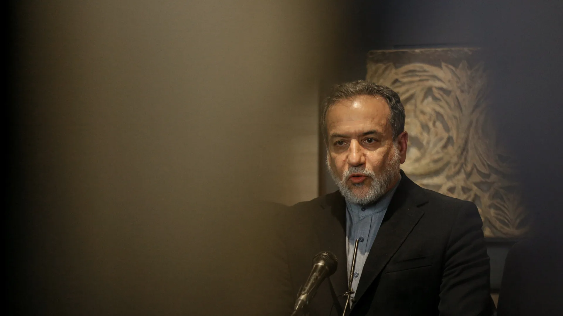 
                    Nuclear. Irão reúne-se com organismo da ONU antes de negociações com EUA
                