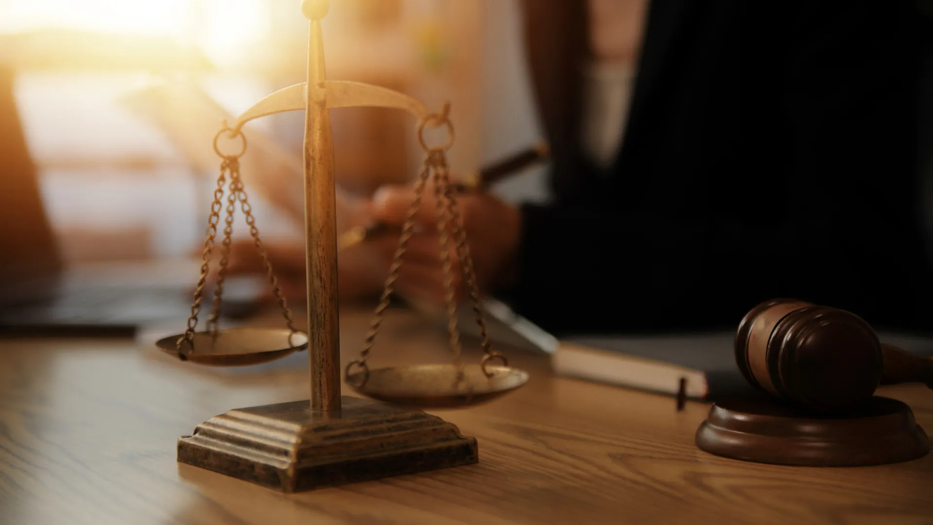 
                    Mulher tenta matar a mãe por recusar vender a casa. Ficou em preventiva
                