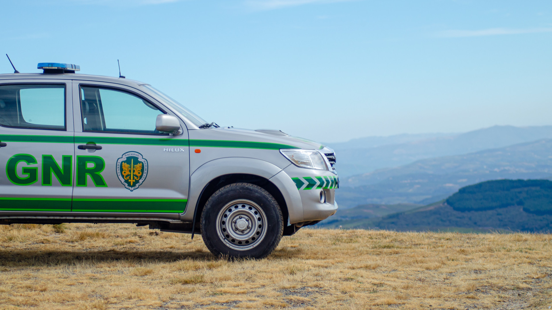 Dupla apanhada “em flagrante” a furtar em lojas da Mealhada