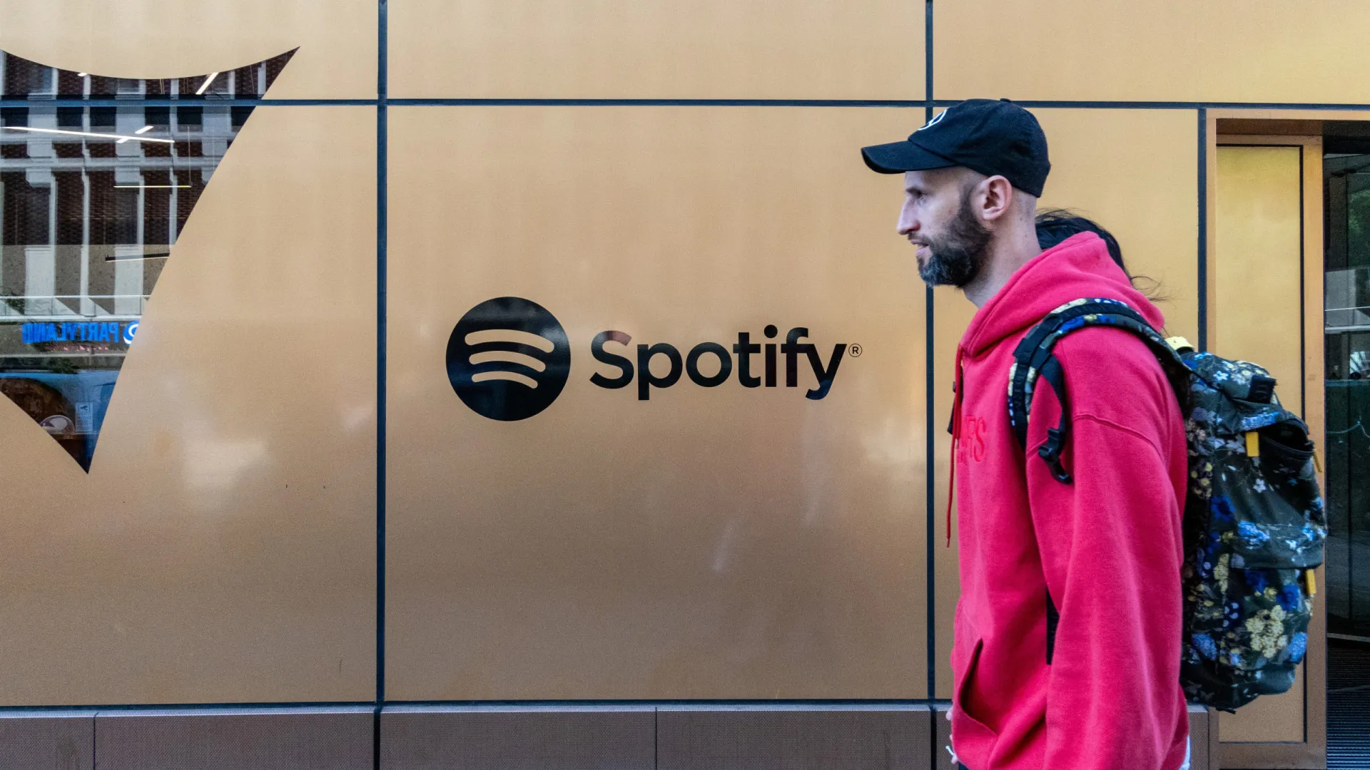 Spotify é o serviço que menos paga aos artistas musicais, diz relatório