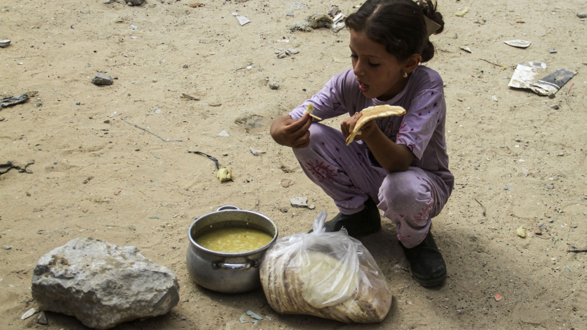 Fome induzida por conflitos mata entre 7 mil e 21 mil pessoas por dia