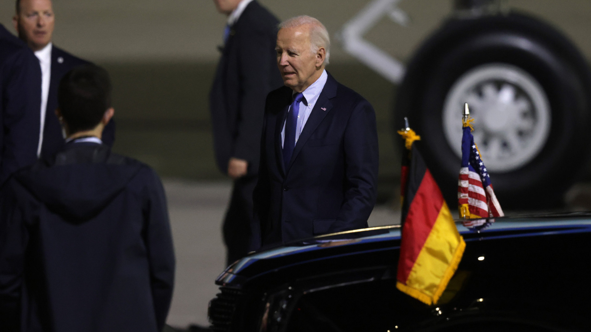 Biden chega a Berlim para discutir guerras na Ucrânia e no Médio Oriente