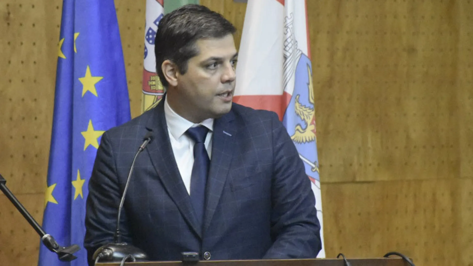 
                    Apoio aos combustíveis é 