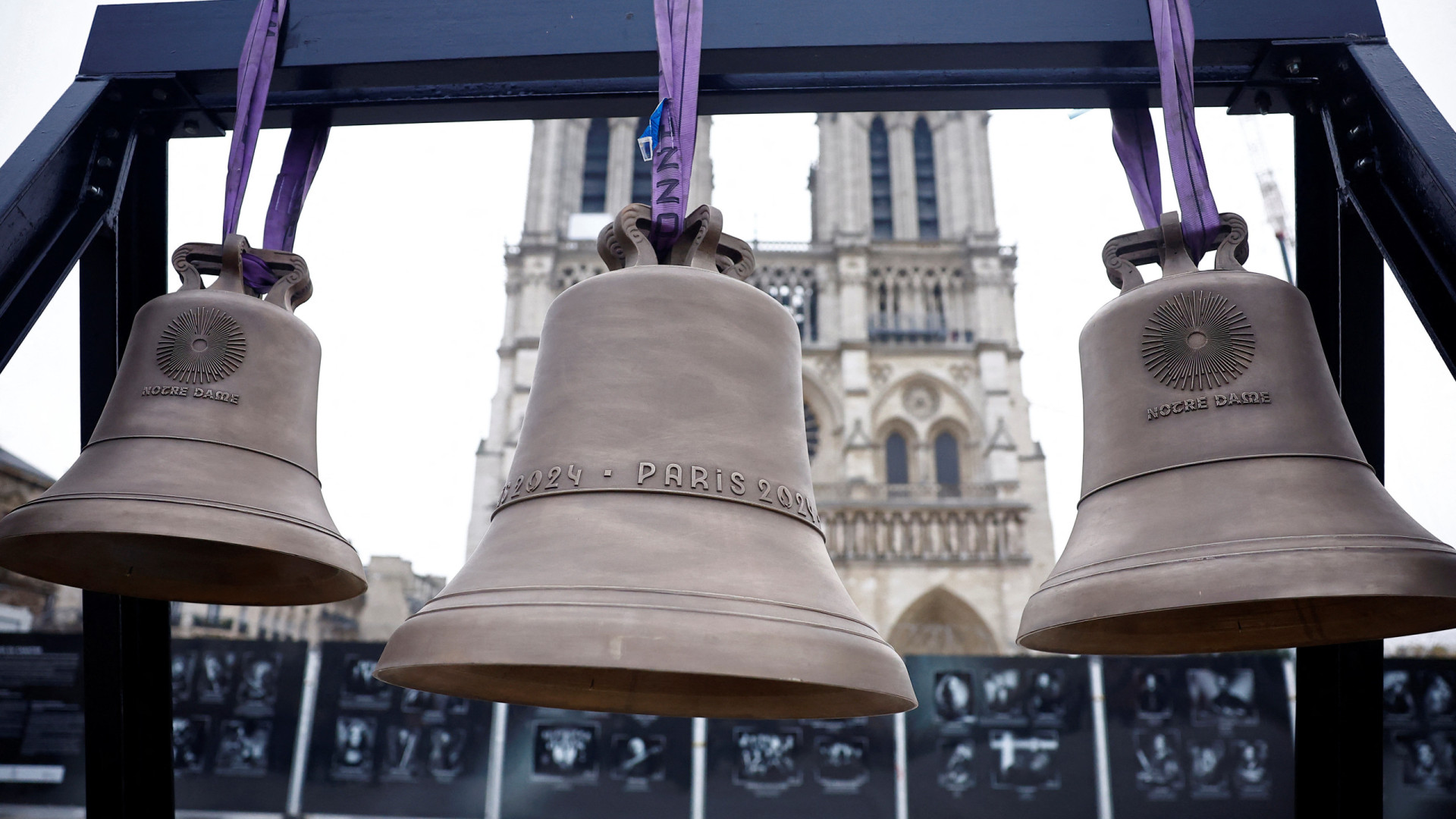 Catedral de Notre-Dame recebe 3 sinos. Um deles dos Jogos Olímpicos