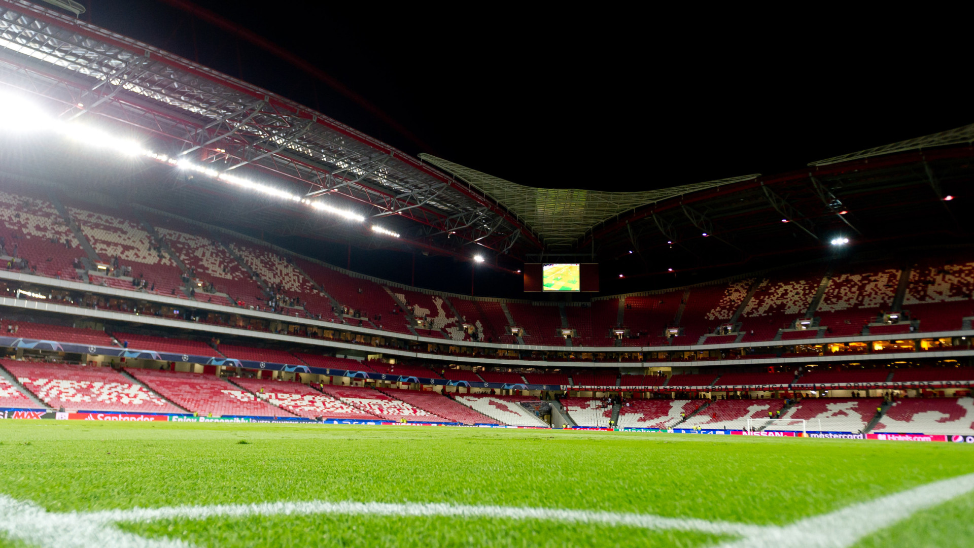 [0-1] Benfica-Sp. Braga: Navarro, emprestado pelo FC Porto, marca na Luz