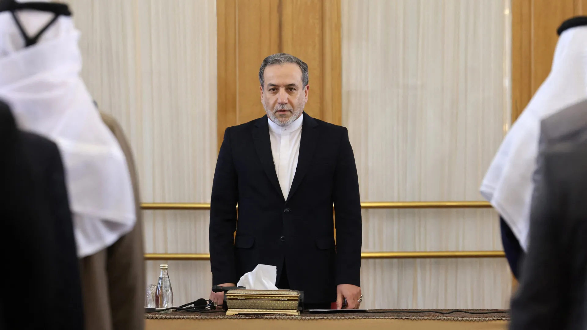 
                    MNE iraniano acusa EUA de bombardear intencionalmente uma escola
                