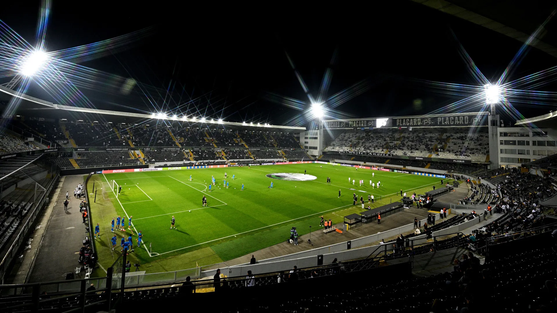 
                    Vitória SC-FC Porto: Campeão de inverno coloca o líder à prova
                